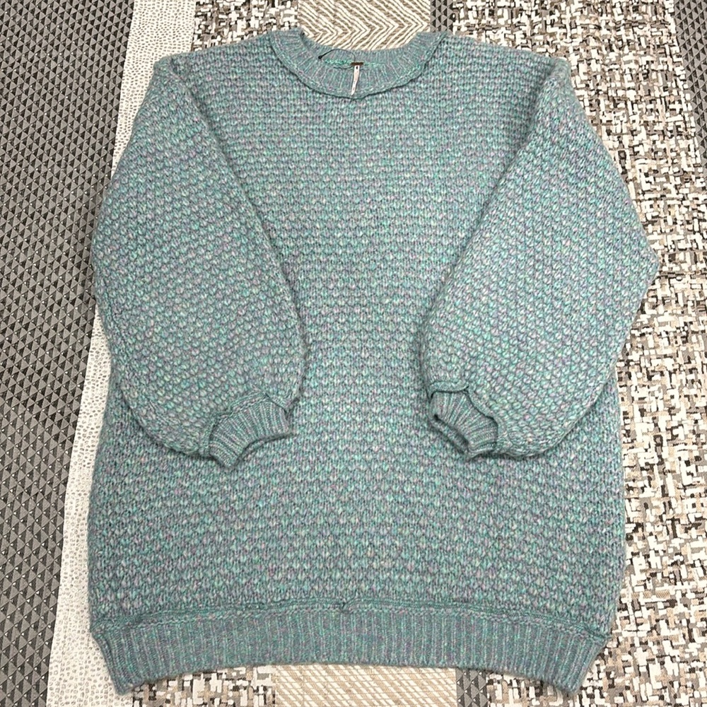 NWOT Free People Sweater Size Medium